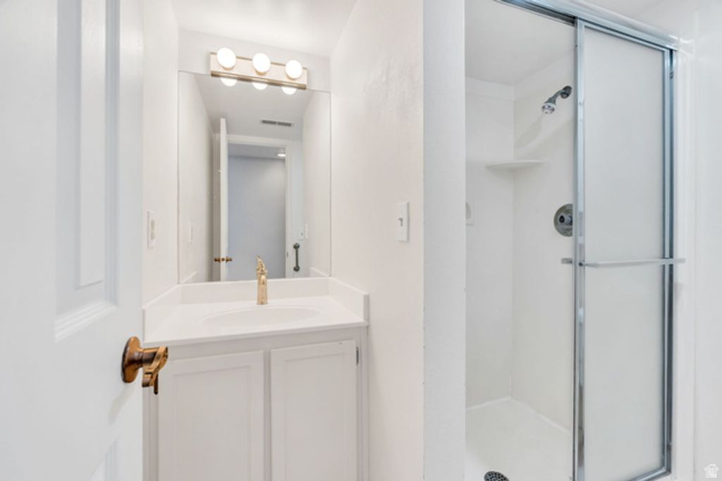 Image 22 of property listing at 4299 IVY LN, Provo, UT 84604