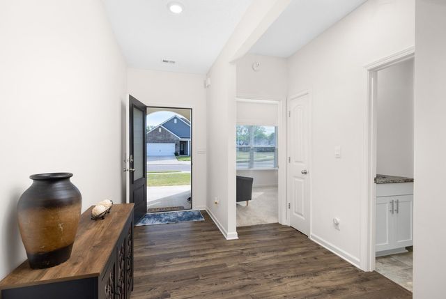 4790 BARRETT OAKS DR, Millington, TN 38053