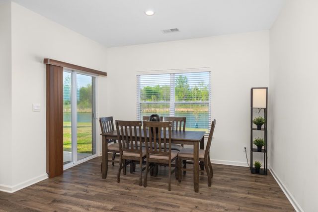 4790 BARRETT OAKS DR, Millington, TN 38053