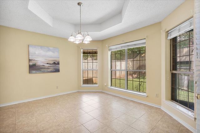 2824 Crestview Avenue, Tyler, TX 75701