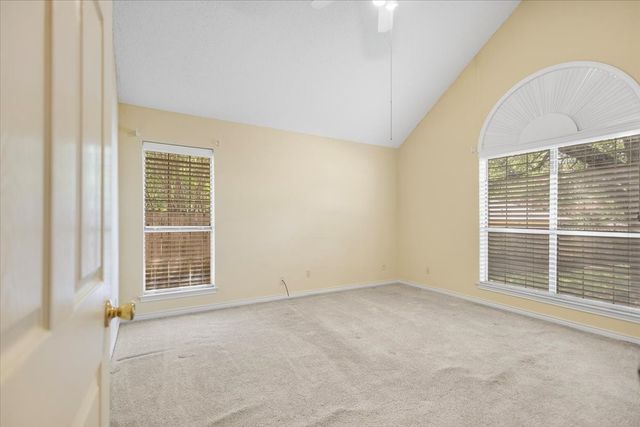 2824 Crestview Avenue, Tyler, TX 75701