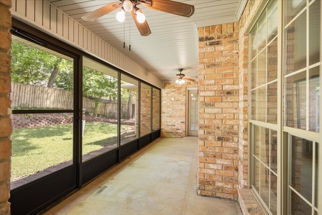 2824 Crestview Avenue, Tyler, TX 75701