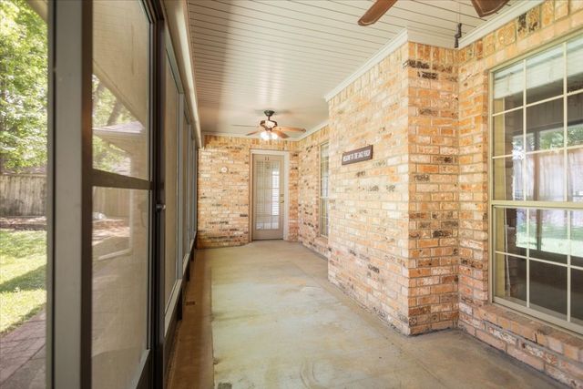 2824 Crestview Avenue, Tyler, TX 75701