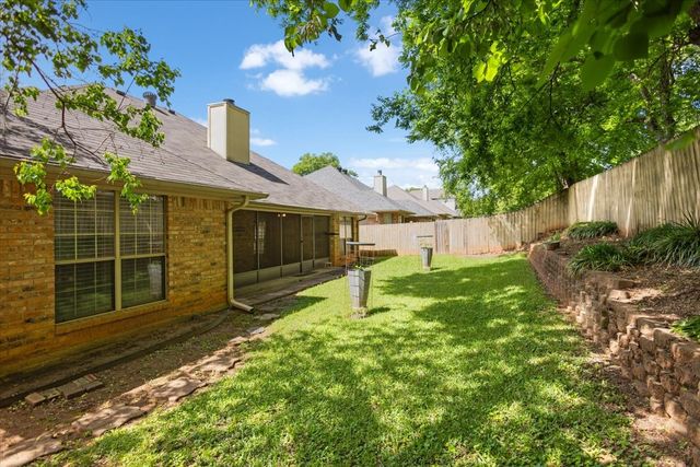 2824 Crestview Avenue, Tyler, TX 75701