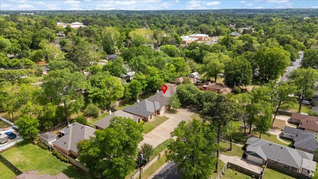 2824 Crestview Avenue, Tyler, TX 75701