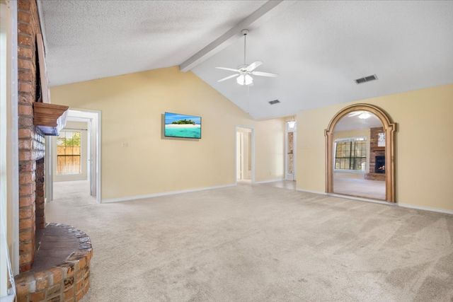 2824 Crestview Avenue, Tyler, TX 75701