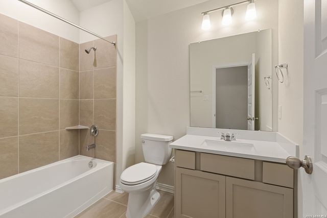 2257 Altiplano, San Antonio, TX 78245