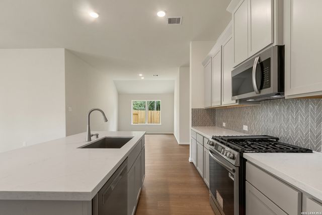 2257 Altiplano, San Antonio, TX 78245