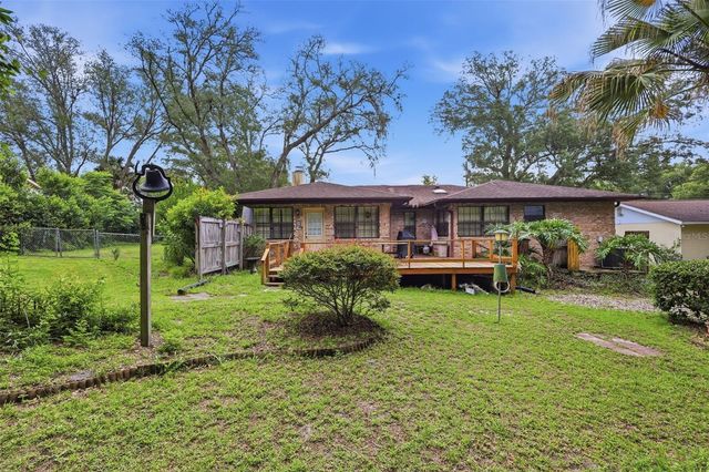 2360 DARTMOUTH ROAD, Deland, FL 32724