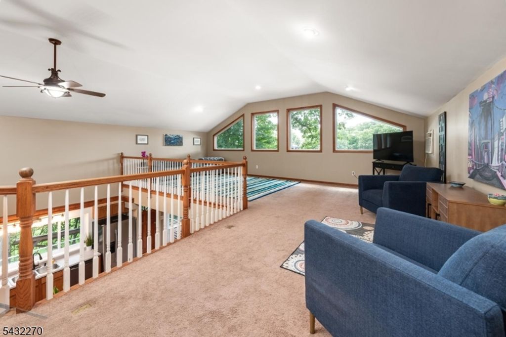 106 Poplar Grove Ter, West Milford Twp., NJ 07480 — photo 4