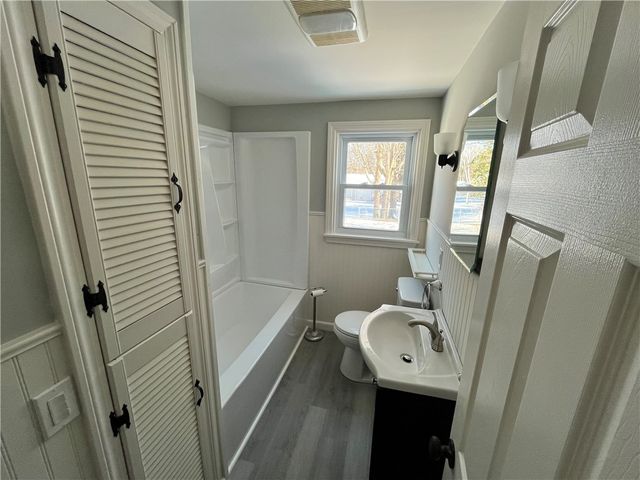 10 Rosemary Drive, North Kingstown, RI 02852