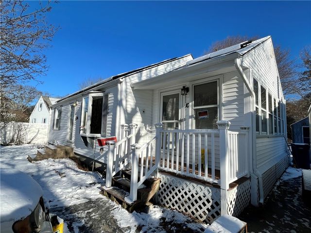 10 Rosemary Drive, North Kingstown, RI 02852