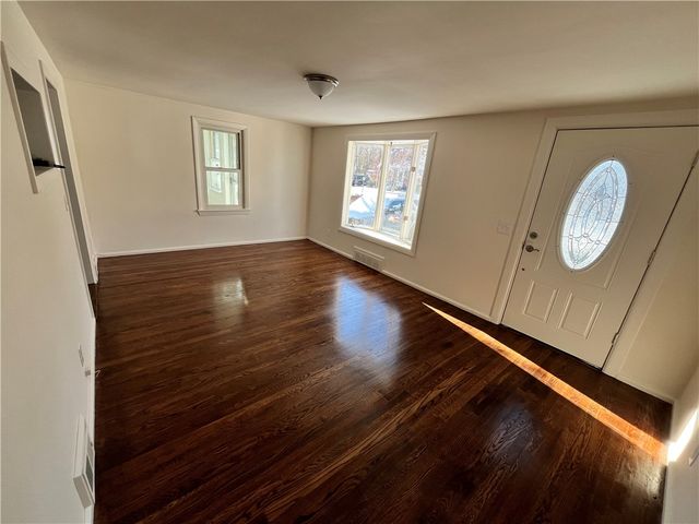 10 Rosemary Drive, North Kingstown, RI 02852