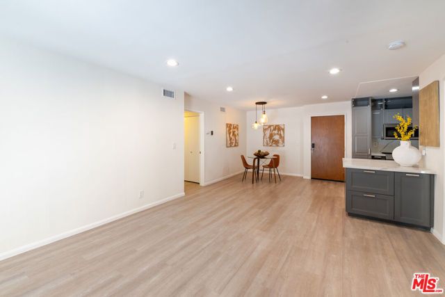 4260 Via Arbolada 116, Los Angeles, CA 90042