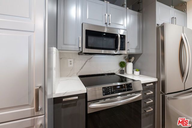 4260 Via Arbolada 116, Los Angeles, CA 90042