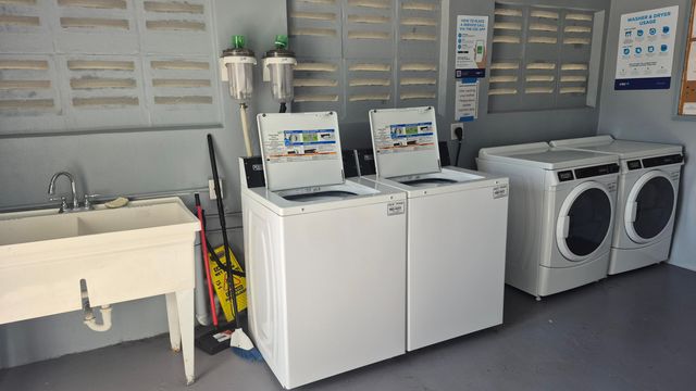 5423 Cresthaven Boulevard C, West Palm Beach, FL 33415