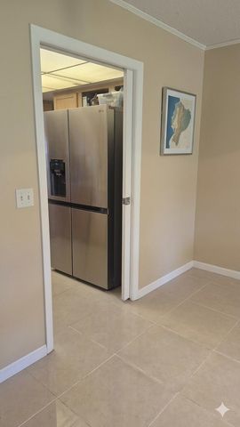 5423 Cresthaven Boulevard C, West Palm Beach, FL 33415