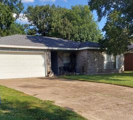 634 Bright Penny Lane, Houston, TX 77015
