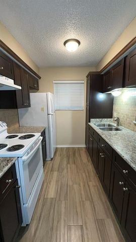 1410 Blalock Road 3, Houston, TX 77055