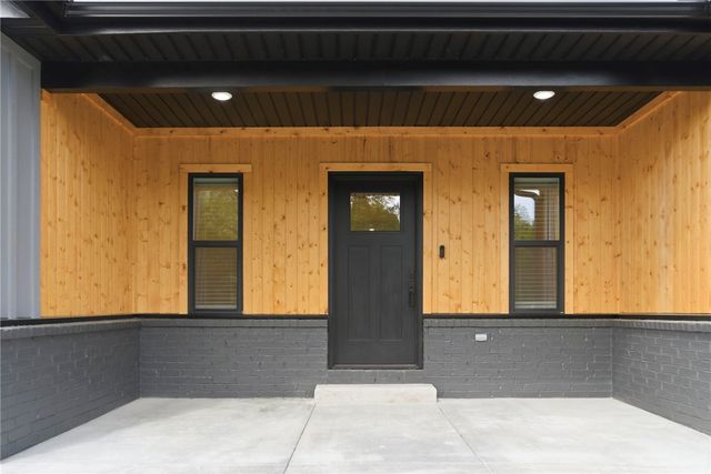 3 Thrasher Lane, Bella Vista, AR 72715