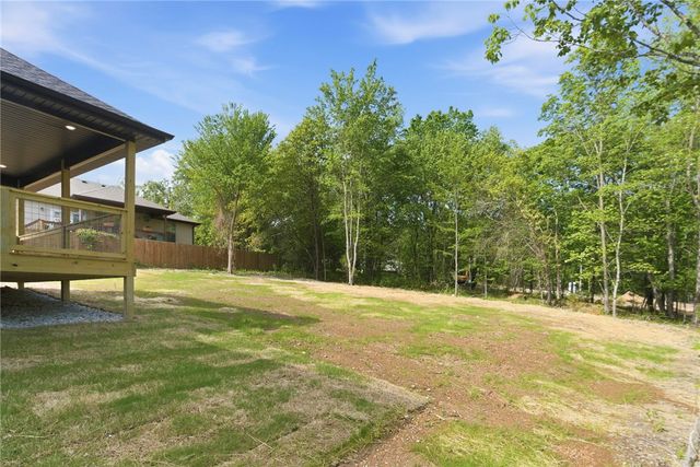 3 Thrasher Lane, Bella Vista, AR 72715