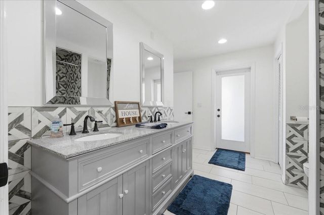 120 MIRROR LANE NW, Winter Haven, FL 33881