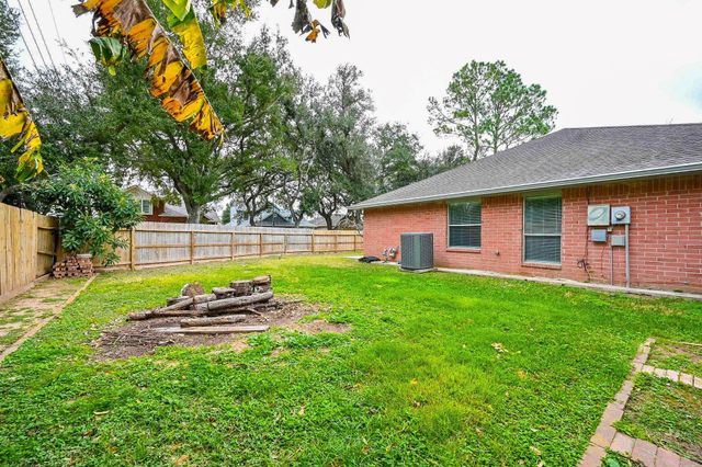 3551 Santa Rosa Lane, Sugar Land, TX 77478