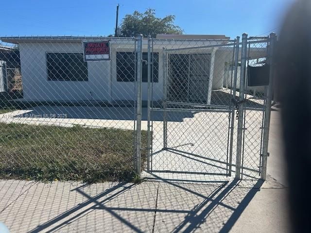 2230 Service Rd 1, Opa-locka, FL 33054