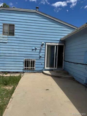 14425 E Albrook Drive, Denver, CO 80239