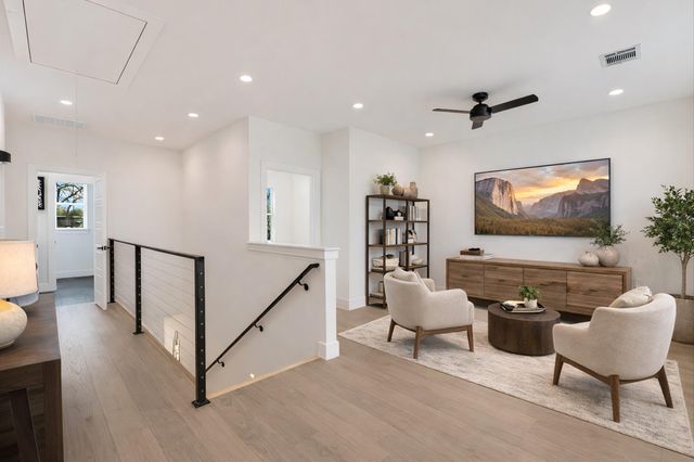 2006 Sl Davis Ave 1, Austin, TX 78702