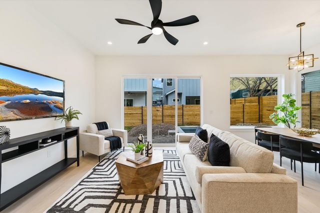 2006 Sl Davis Ave 1, Austin, TX 78702