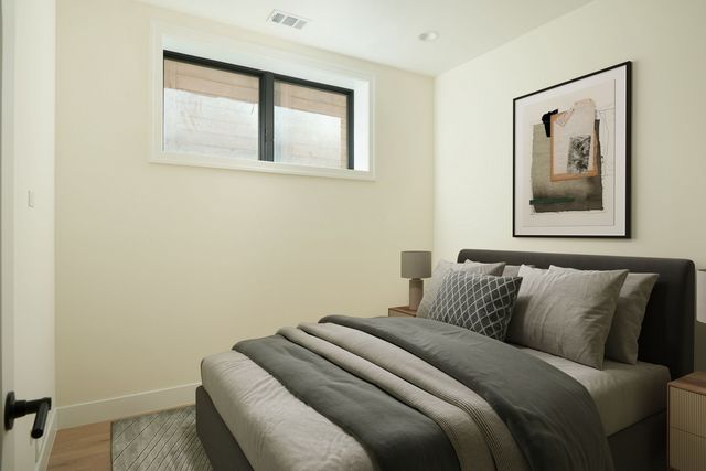 1629 N Burling Street 1, Chicago, IL 60614