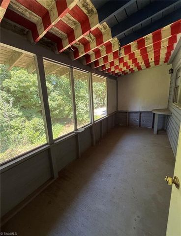 1448 W 4th Street, Winston-salem, NC 27101