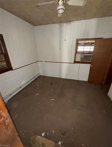 1448 W 4th Street, Winston-salem, NC 27101