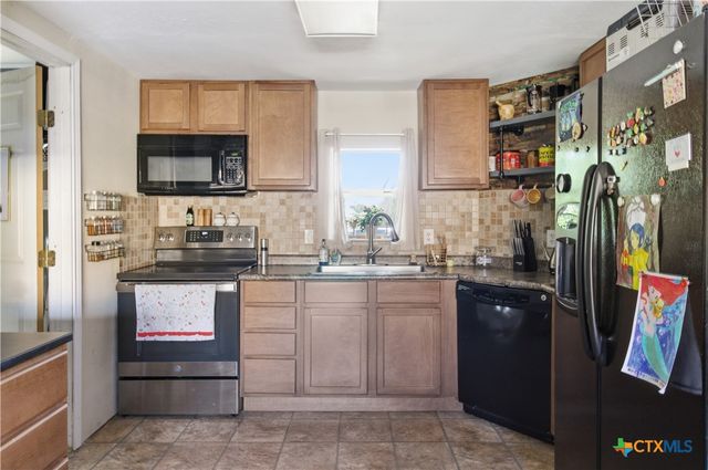 2592 Vista Trail, Belton, TX 76513