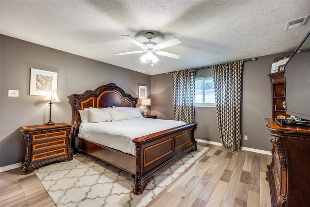 6318 Danbury Lane, Dallas, TX 75214