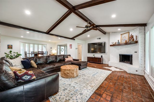 6318 Danbury Lane, Dallas, TX 75214