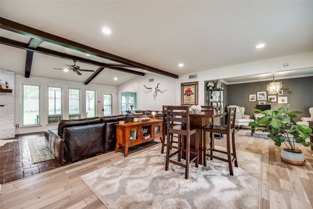 6318 Danbury Lane, Dallas, TX 75214