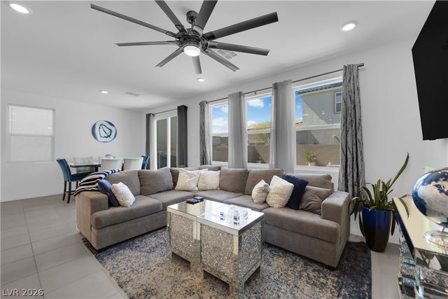 10223 Midnight Onyx Street, Las Vegas, NV 89141