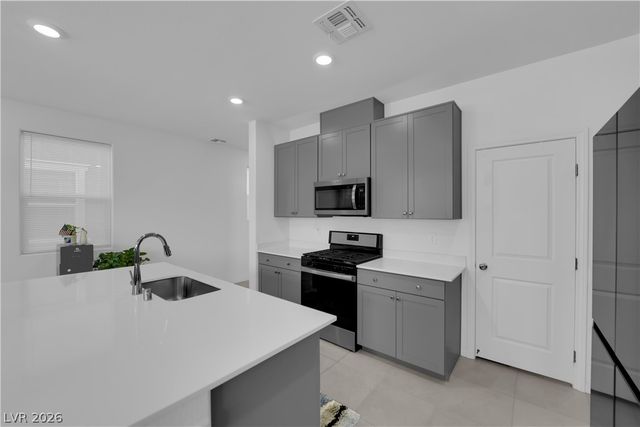 10223 Midnight Onyx Street, Las Vegas, NV 89141