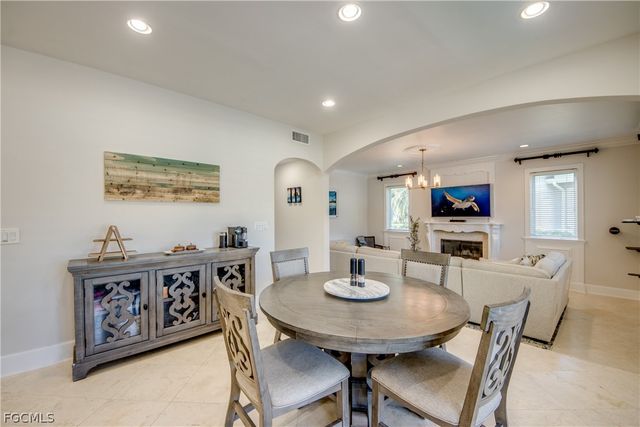 26 Carrotwood CT, Fort Myers, FL 33919