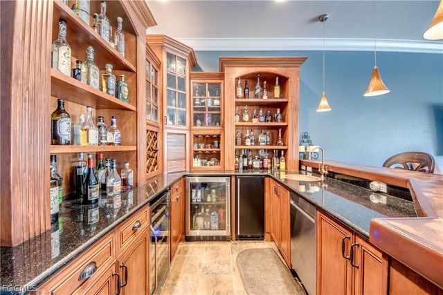 26 Carrotwood CT, Fort Myers, FL 33919