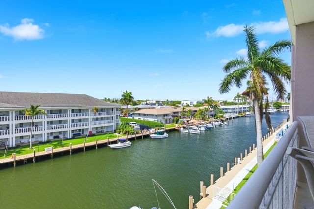 2880 NE 33rd Court 305, Fort Lauderdale, FL 33306