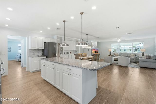 341 Plaza Boulevard, Daytona Beach, FL 32118