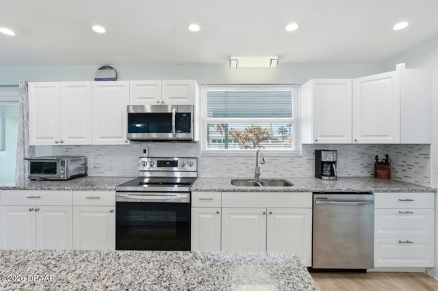 341 Plaza Boulevard, Daytona Beach, FL 32118