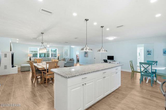 341 Plaza Boulevard, Daytona Beach, FL 32118