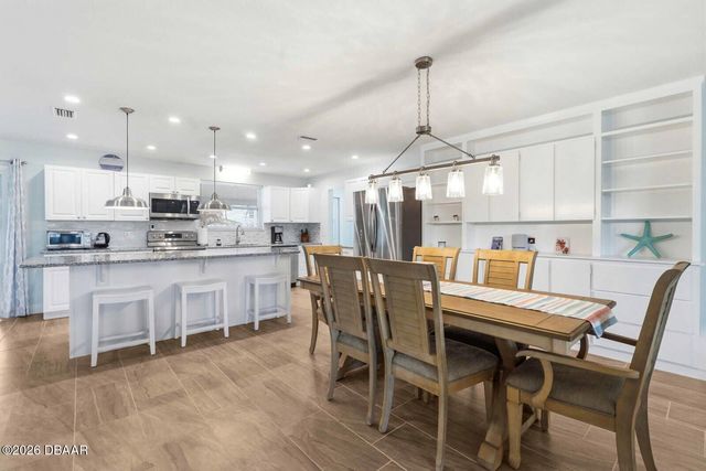 341 Plaza Boulevard, Daytona Beach, FL 32118