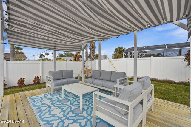 341 Plaza Boulevard, Daytona Beach, FL 32118