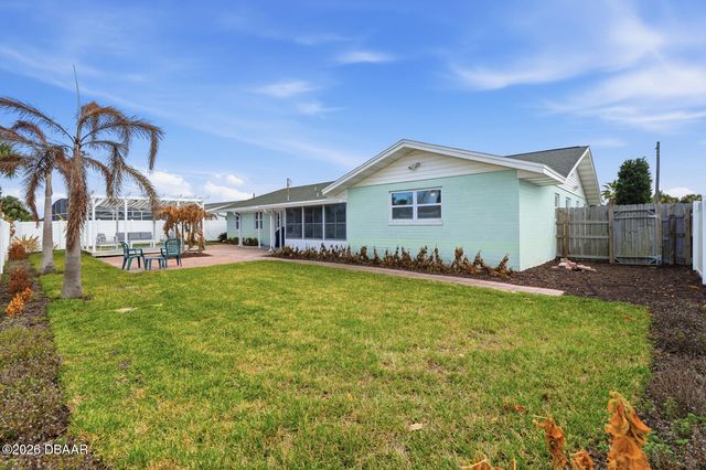 341 Plaza Boulevard, Daytona Beach, FL 32118