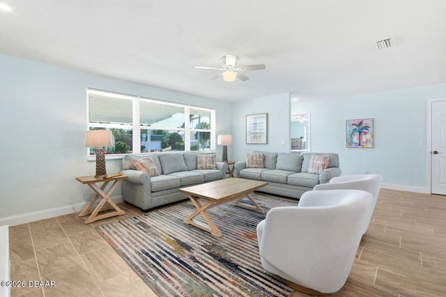 341 Plaza Boulevard, Daytona Beach, FL 32118